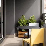 Apartment Santa Ana Junto A La Ria A Estrenar Garaje Y Wifi Incluidos Bilbao
