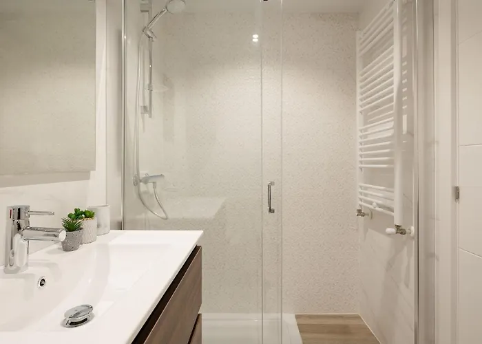 Santa Ana Junto A La Ria A Estrenar Garaje Y Wifi Incluidos * 빌바오